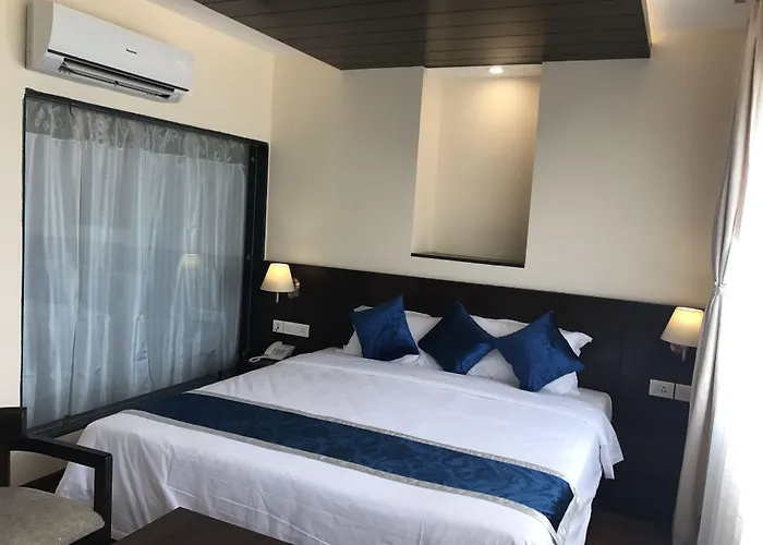 Kaveri Hotel 3*
