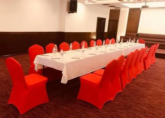 Kaveri Hotel 3*
